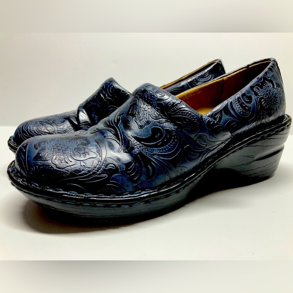 G. H. Bass Women’s Clogs, “Sheena”, 8M, Paisley Print, Black/Blue, Nursing